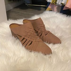 Dusty Rose/Taupe CrissCross Universal Thread Mules